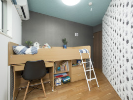 子ども部屋に変えてしまおう!!