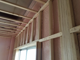 リノベーション工事始まっています。