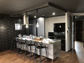 重厚感のあるこだわりの注文住宅が完成しました。