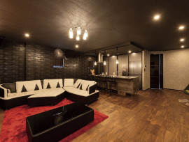 来客者に魅せる華やかなお家